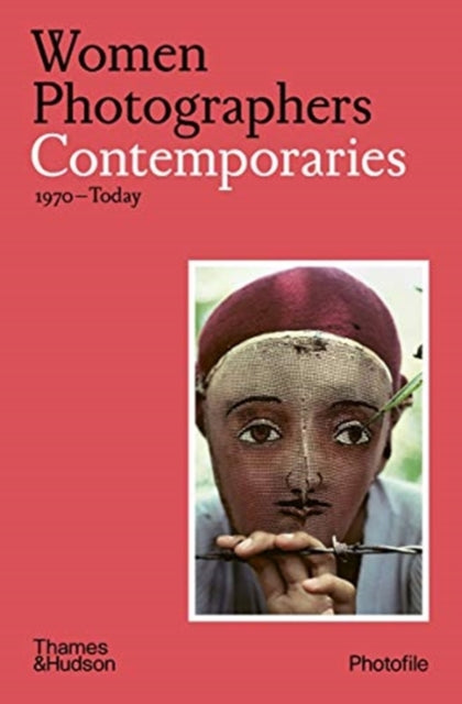 Women Photographers: Contemporaries: (1970-Today) - Clara Bouveresse