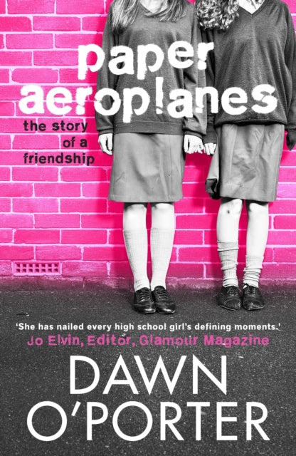 Paper Aeroplanes : Where HONEYBEE's Renee and Flo first become friends-9781471400360