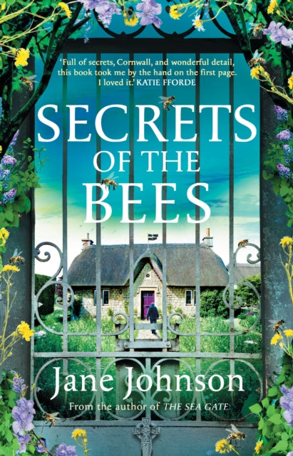 Secrets of the Bees : -9781804546260